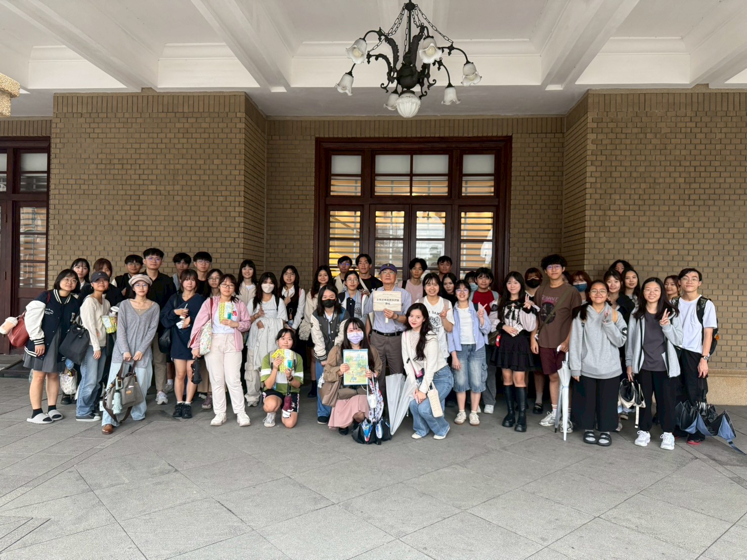 114學年度應用中文學分學程「文學經典閱讀與評論」課程導覽活動